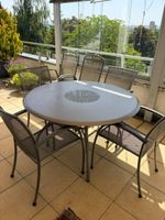 Gartentisch mit 4 + 2 Stühlen