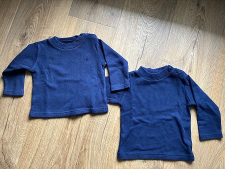 2 Warm Baby Tops 6-12M