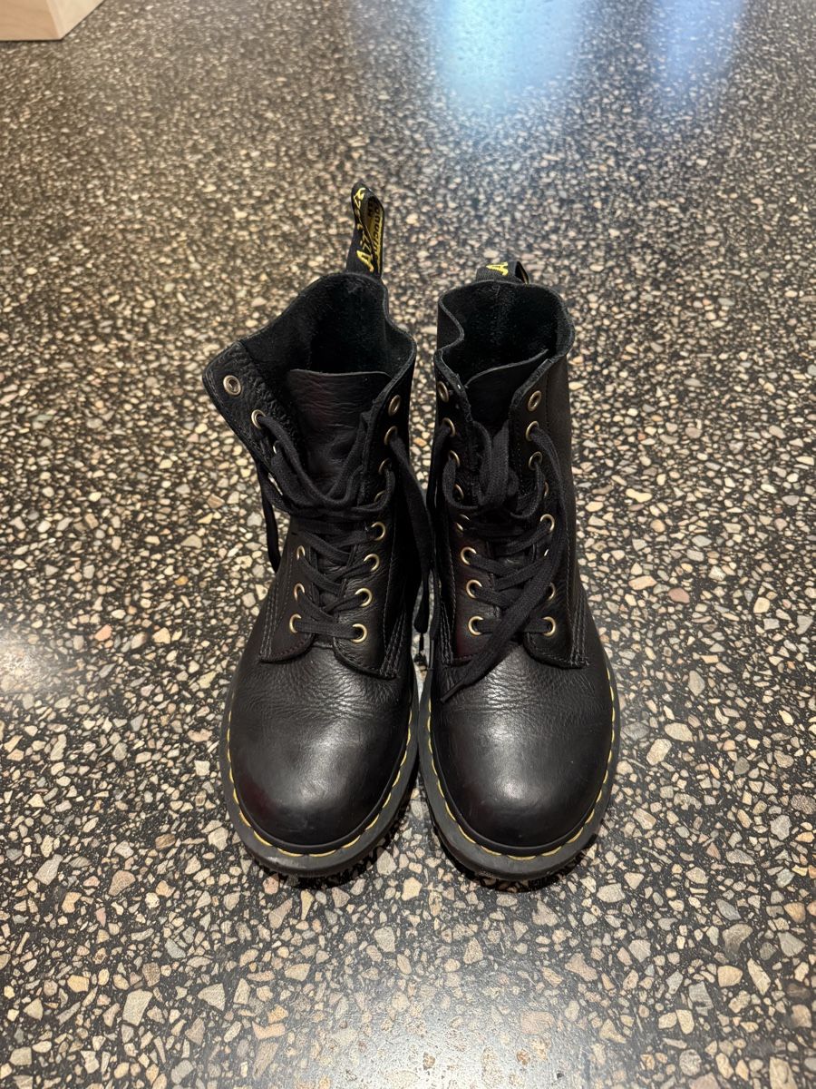 Dr. Martens Scarpe da donna: Dr Martens 1460 pascal black ambassador boots size 37 – Usato da Zürich venduto da gva_r9gs 1