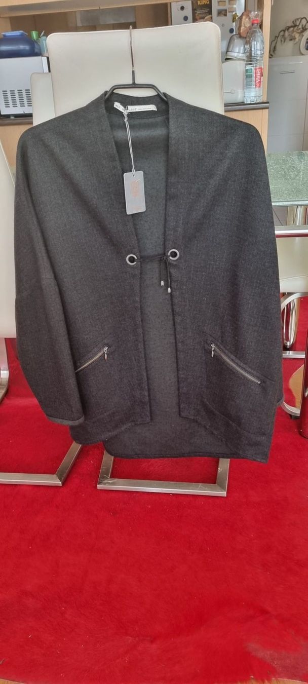 Nile Jacken: Nile Gr. S – Neu und originalverpackt aus Luzern von Reni025