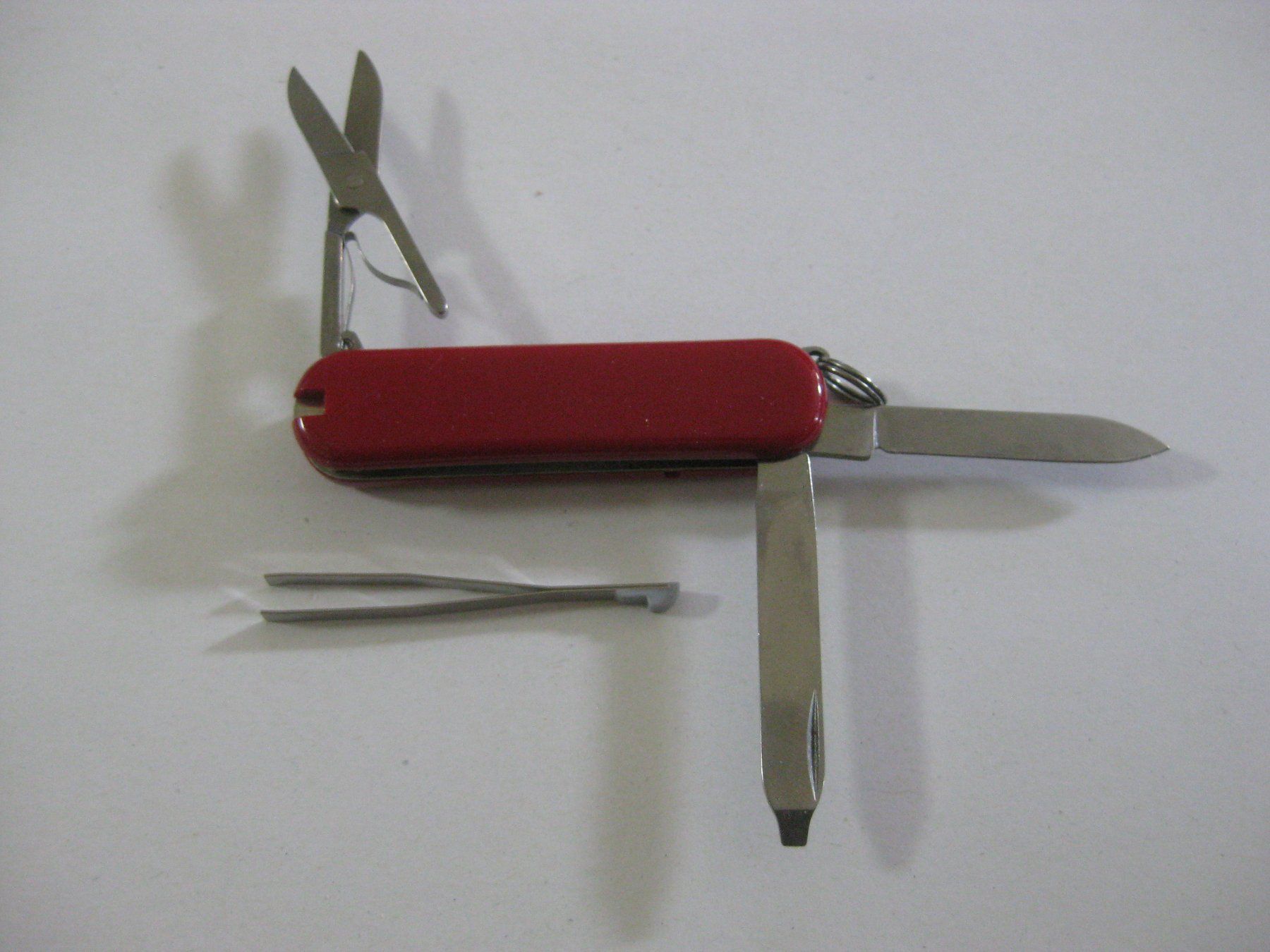 Victorinox Coltelli tascabile: VICTORINOX Sackmesser Klein Rot / 4 Teile – Usato da Münchenbuchsee venduto da neuwertig-gespart 4