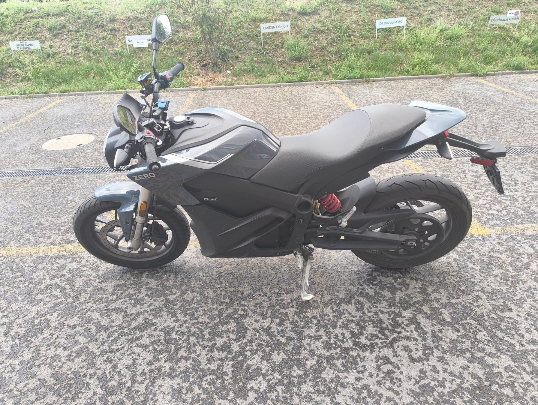 Zero Motorcycles Strada: ZERO S ZF 14,4 Elektromotorrad – Usato da Zürich venduto da valerio-di-carlo