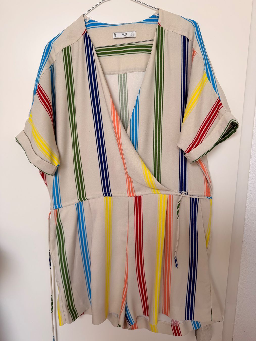 Mango Jumpsuits: Kurzer Overall - Marke: MNG - Grösse: L – D'occasion à Würenlos par Abracadabra26 1