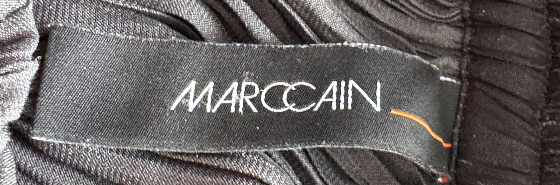 Marc Cain Gonne: Schwarzer Plissee-Rock von Marc Cain – Usato da Mörschwil venduto da Mirka019 4