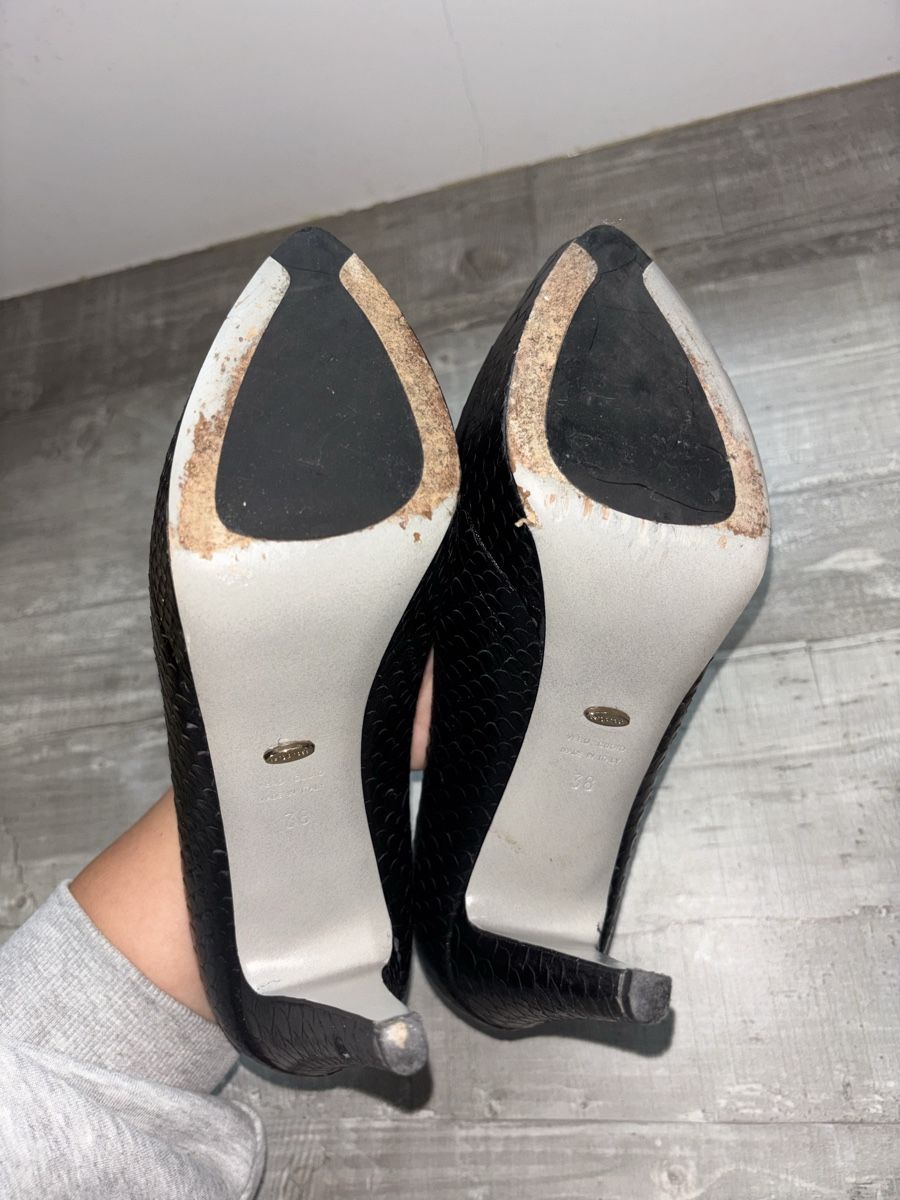 Scarpe da donna: Escarpins Sergio Rossi – Usato da Carouge GE venduto da lia_t7zd 3