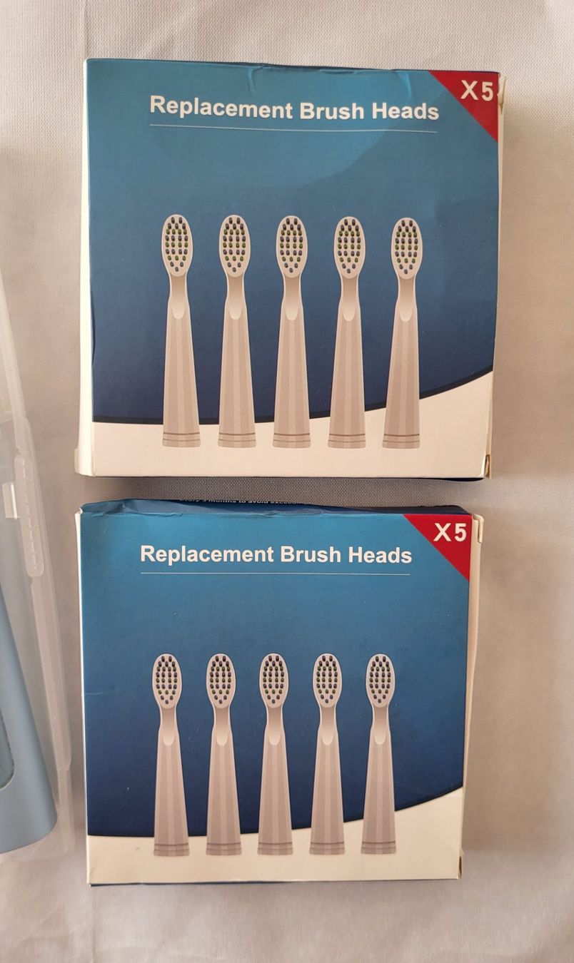 Zahnpflege: Brosse  à dents, neuf – Neu und originalverpackt aus Fribourg von VictoriaShop7 2