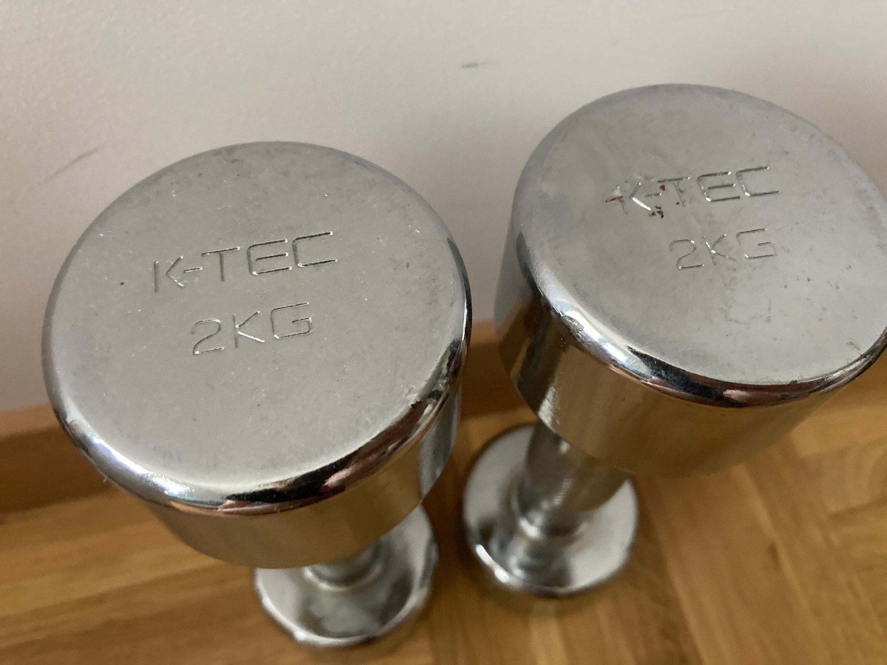 Hanteln & Gewichte: Haltères KTEC 2x 2kg – Gebraucht aus Genthod von daz_world 4