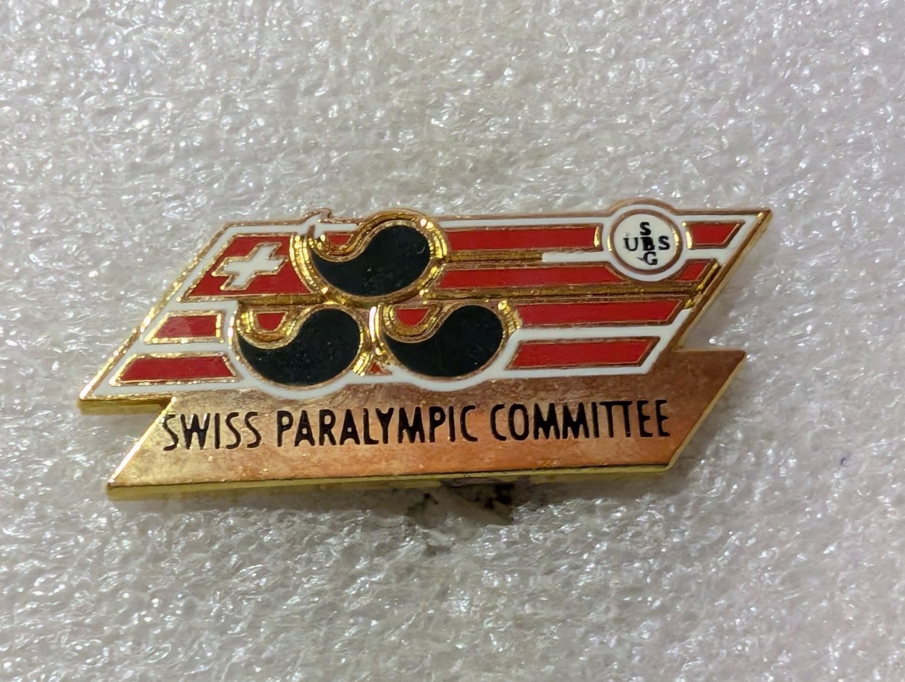 Placchette & Badge: Ansteckpin 140: Paralympic – Usato da Oppligen venduto da Pin-Fall-Shop