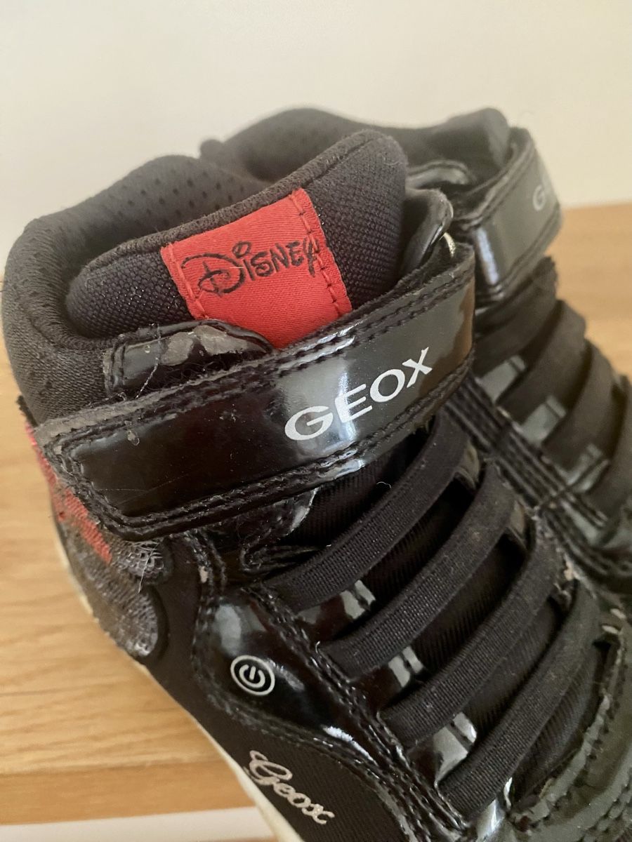 Geox Schuhe für Mädchen: Geox mit Blinkfunktion - Gr. 31 – Gebraucht aus Frenkendorf von Kompasskind 1