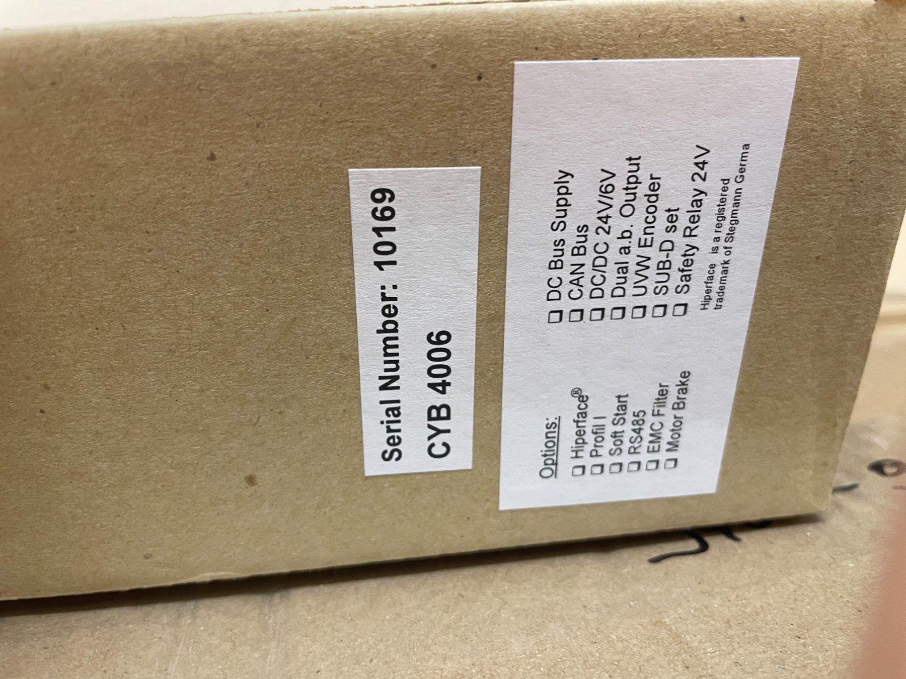 Laufwerke & Adapter: VARIAT. 3x400VAC/3-6A, SF – Neu und originalverpackt aus Yverdon-les-Bains von CYBELEC 2