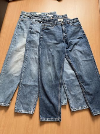 Damen Jeans 3er Pack Zara Grösse 42 leichte Waschung guter Z