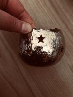 2 Deko Teelichthalter goldig/silbrig mit Sternenmuster ⭐