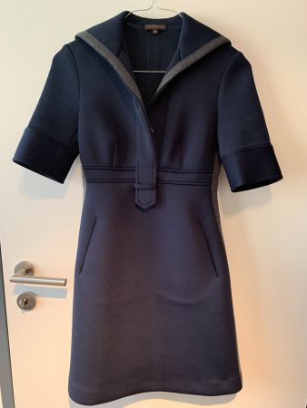Adolfo Dominguez elegantes sportliches Kleid