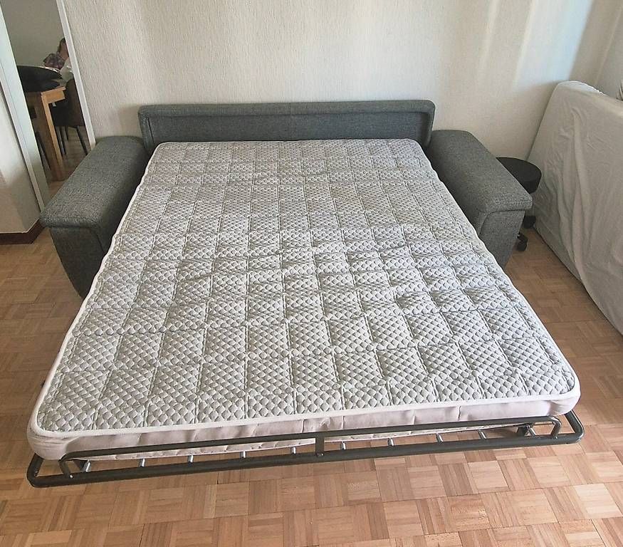 Sofas: Canapé Lit Poltrone avec matelas – D'occasion à Genève par Lucy_diamond 1