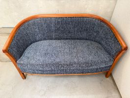 Sofa Holzgestell Stoff Polsterung dunkelblau gebogen top !!