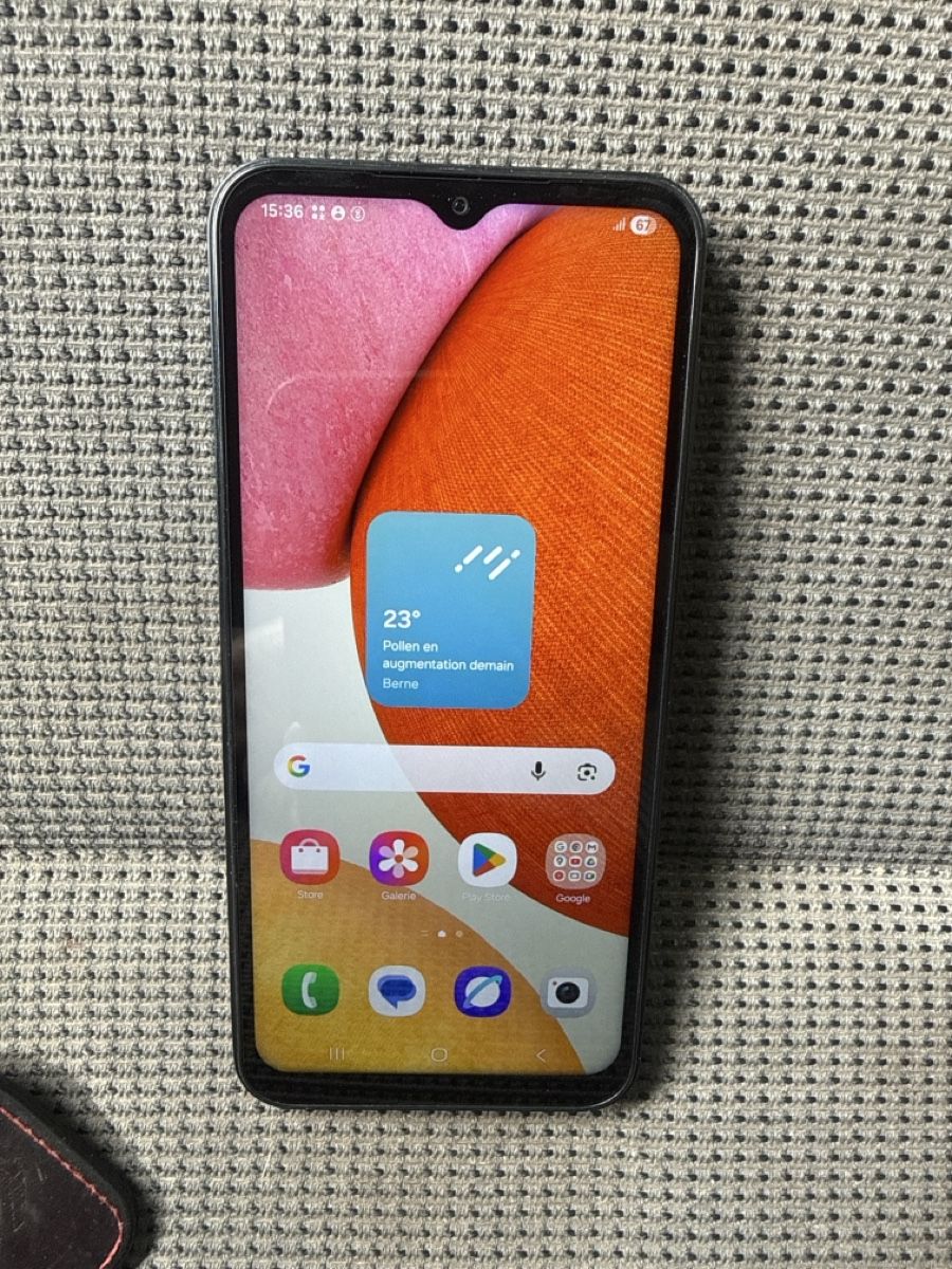 Samsung Handys / Smartphones: Samsung Galaxy A14 – Gebraucht aus Lausanne von JM-09 1