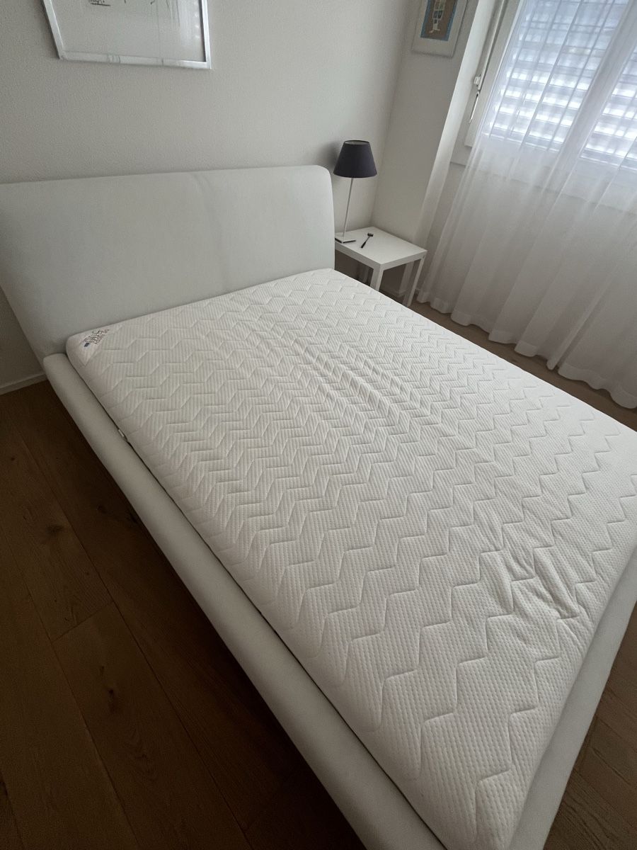 Interio Letti: King-sized bed, size 160x200cm, brand Interio – Usato da Baar venduto da pau_gyx6 1