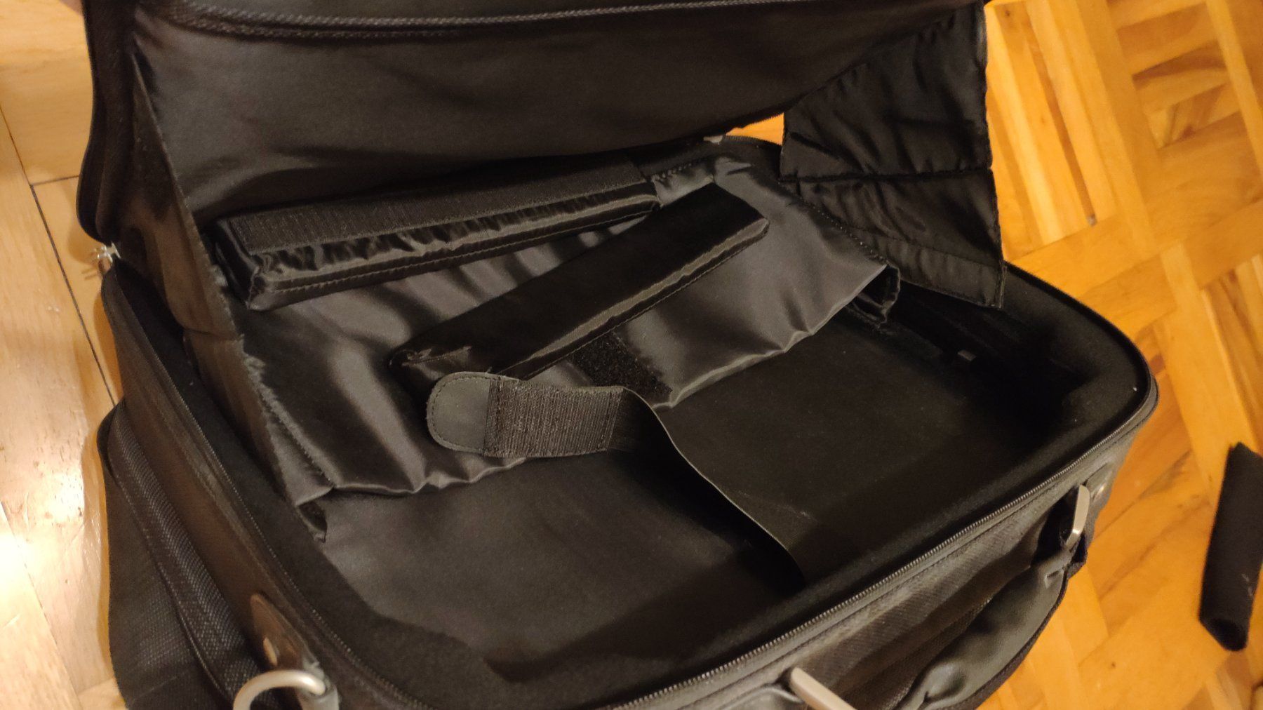 Dell Taschen: Laptoptasche Dell – Neu (gemäss Beschreibung) aus Oberstetten von gas_x9ns 1
