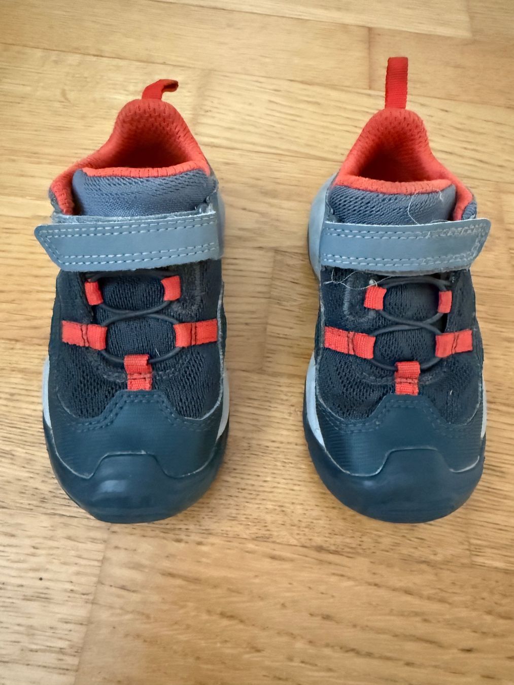 Schuhe für Jungen: Wanderschuhe Gr24. – Gebraucht aus Zürich von audrey_dri