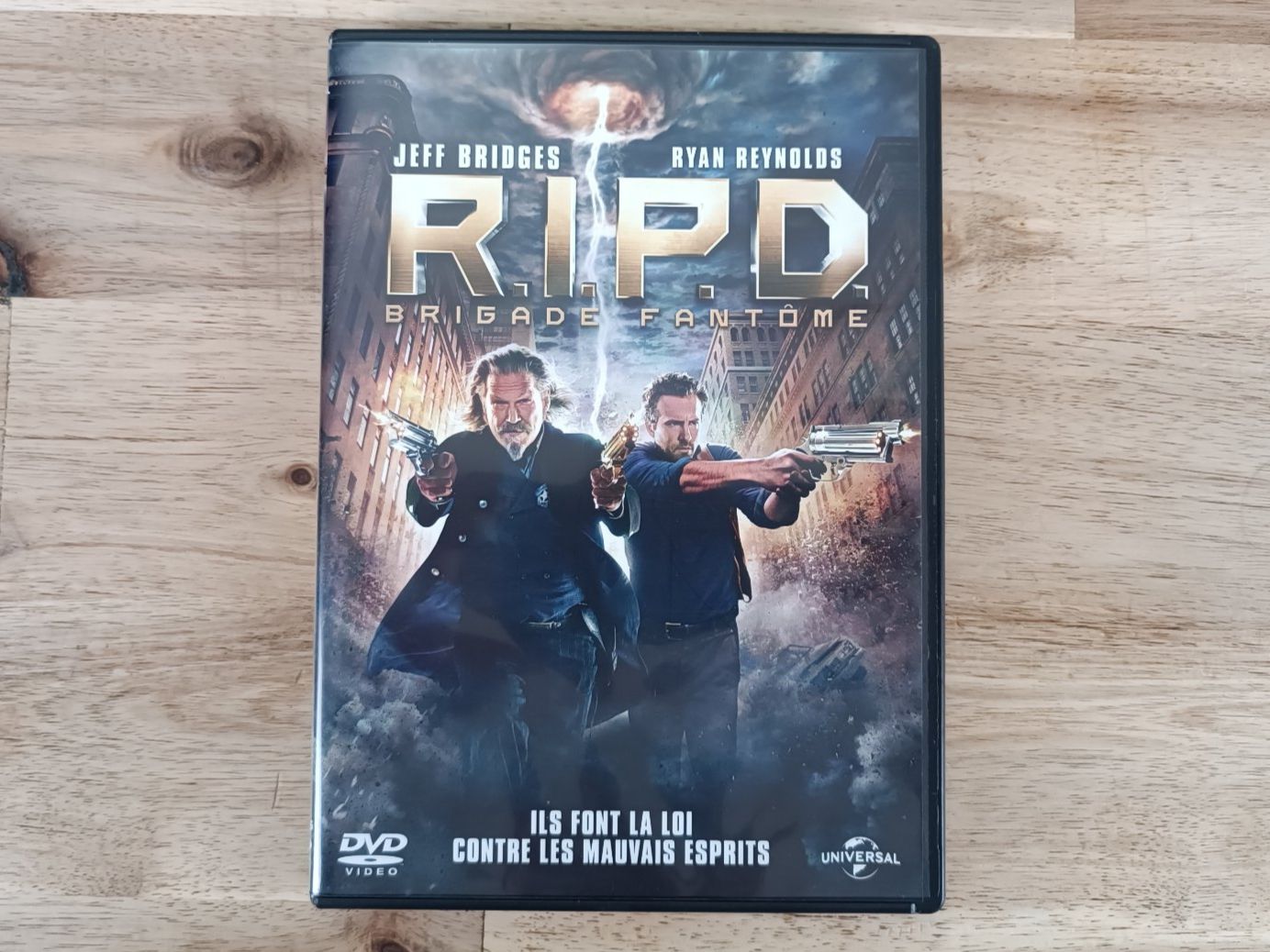 Tutti i DVDs: R.I.P.D. (Rest in Peace Department) DVD – Usato da Amriswil venduto da ITALbozz
