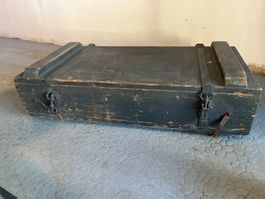 Caisse militaire en bois