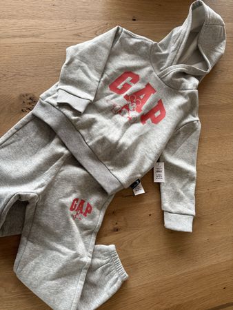 GAP Disney Trainer Mickey Mouse Grösse 4Y