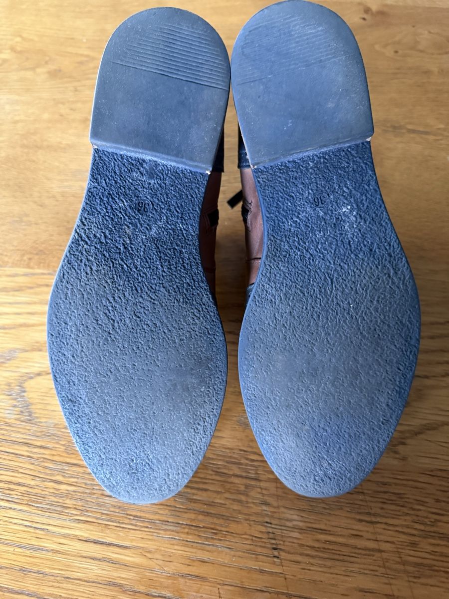 Scarpe da donna: Stiefeletten Damen, 36, zweifarbig – Usato da Schwanden b. Brienz venduto da Baal1 4