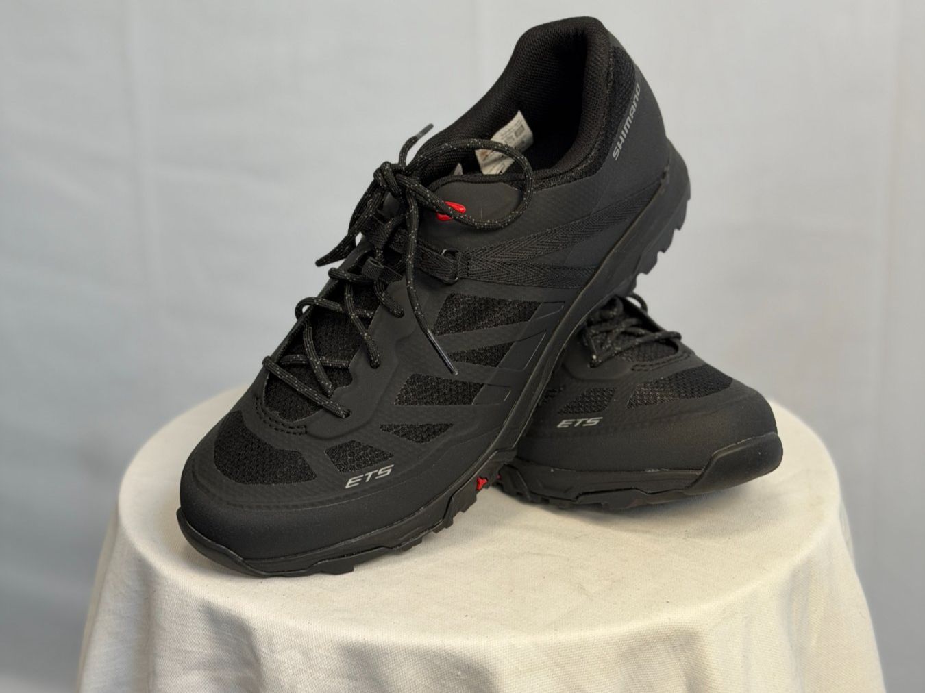 Shimano Chaussures hommes: Chaussures Shimano ET5 – Neuf avec emballage d'origine à Ecuvillens par PS_Cycles 1