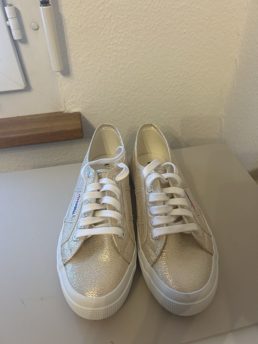 Superga Damenschuhe: Neue Superga Sneakers gr 39 – Neu (gemäss Beschreibung) aus Allschwil von selake990673 1