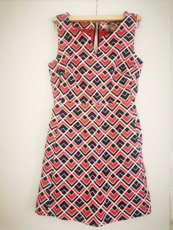 Kleid gemustert rot-blau-weiss Grösse 34 guter Zustand