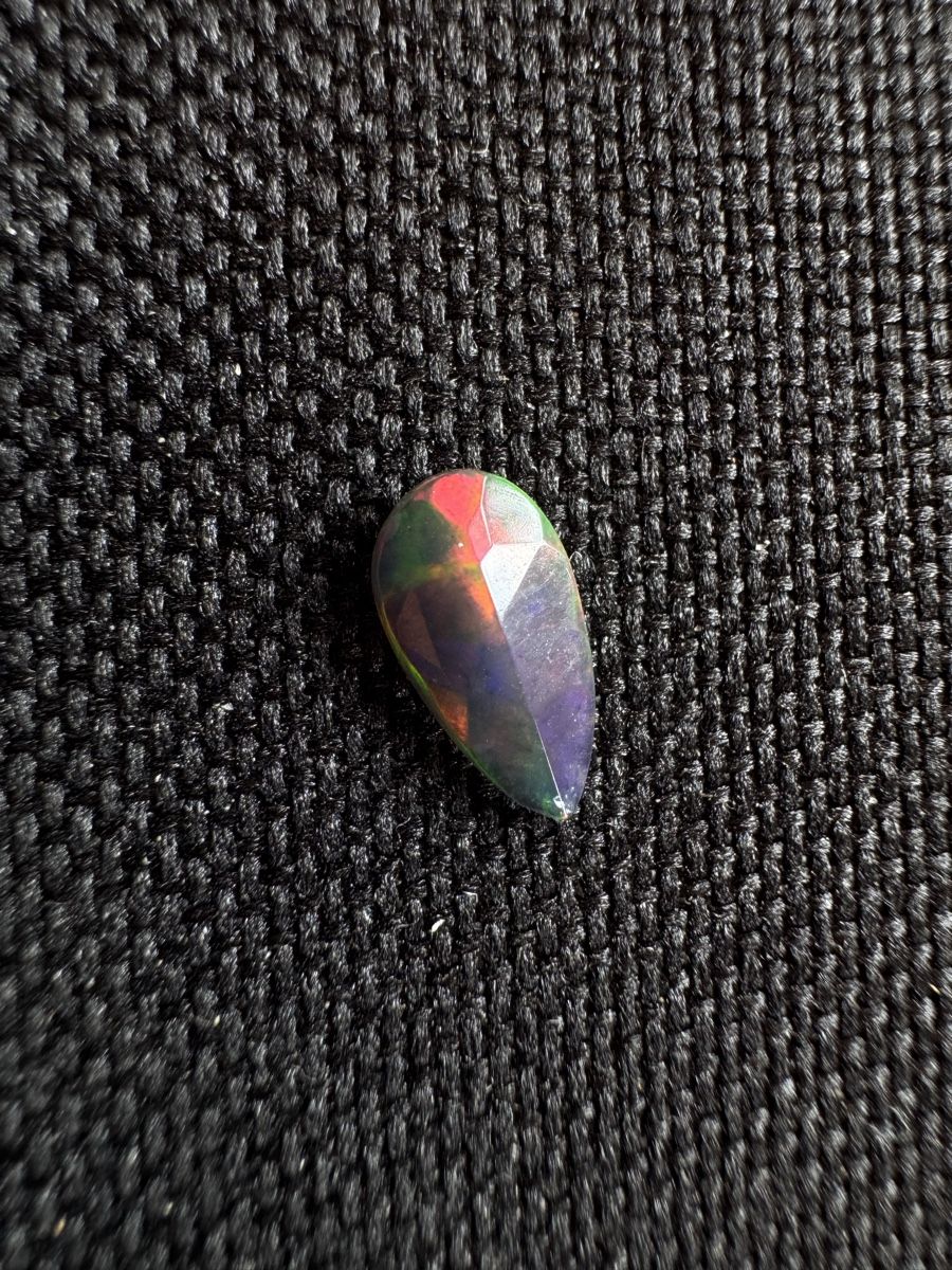 Pierres précieuses: Black Opal 0.6ct – Neuf avec emballage d'origine à Wängi par Horus90 5