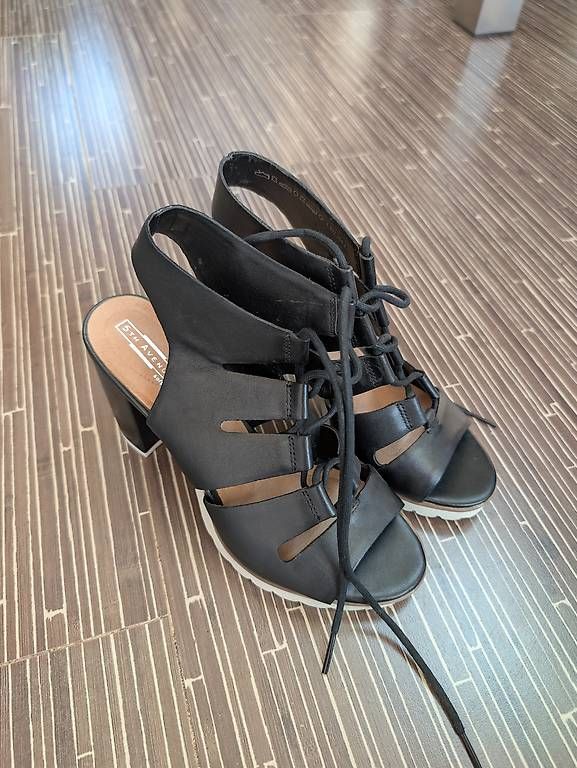 Scarpe da donna: Black Lace-up Heel Sandals – Usato da Erschwil venduto da andora00 3