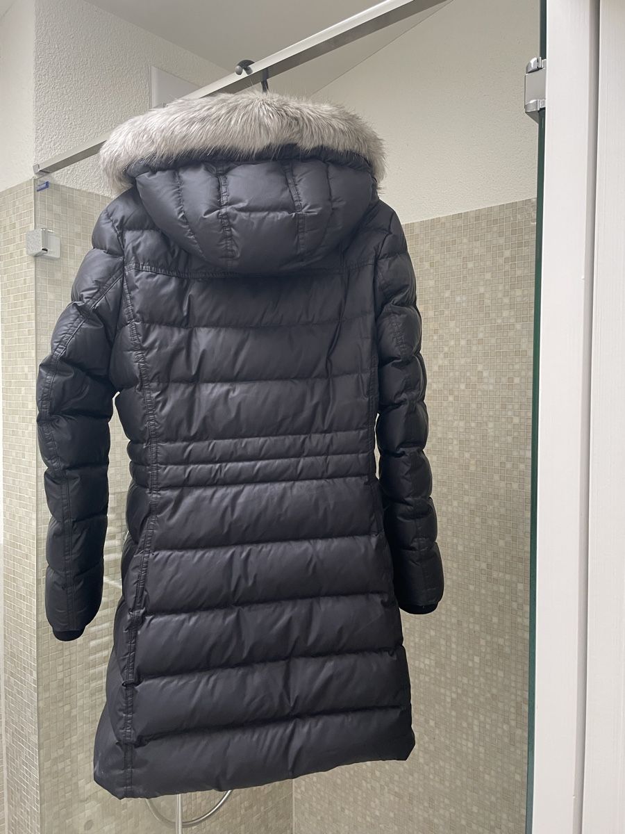 Tommy Hilfiger Cappotti: TOMMY HILFIGER Daunenmantel – Usato da Luzern venduto da Seestern71 1