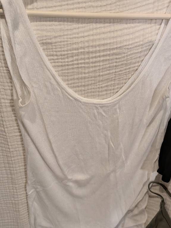 Tops: 5 Trägershirts – D'occasion à Schwyz par Magdalena86 4