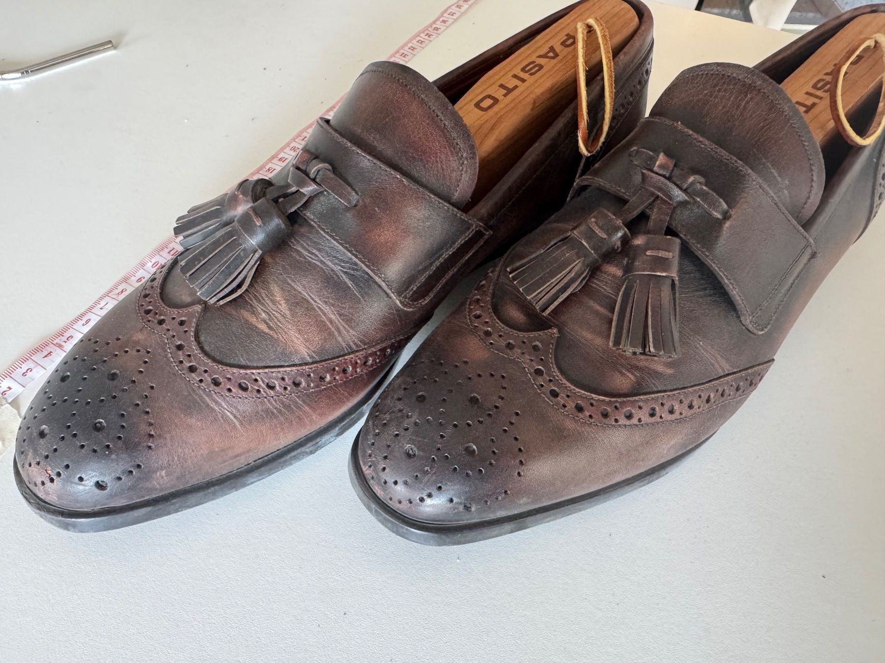 Bally Chaussures hommes: Original BALLY Herren-Tassel-Loafer aus Leder – Grösse 40 – D'occasion à Klingnau par Pfidico