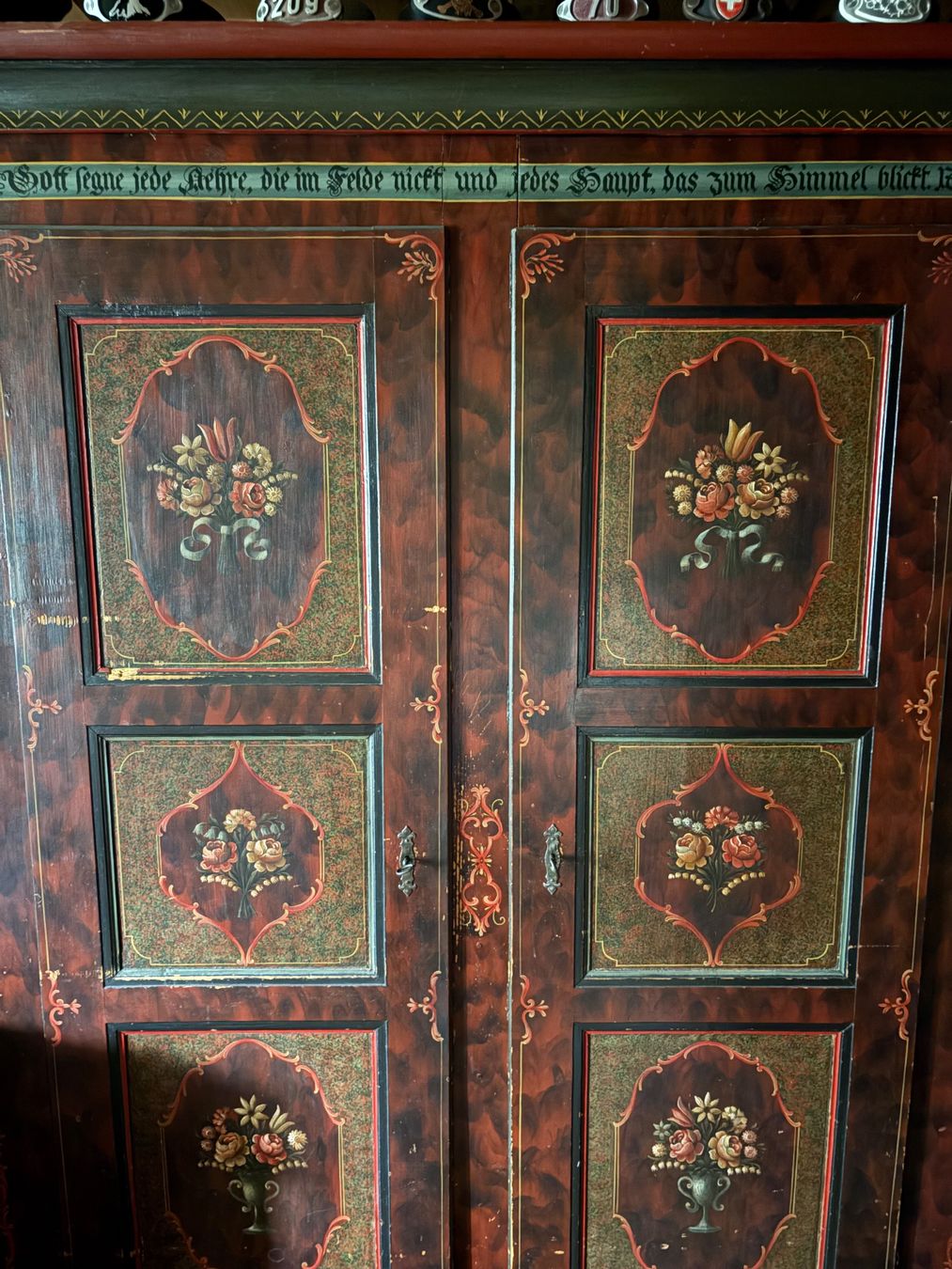 Armoires: Bemalter Bauernschrank 1795 – D'occasion à Rüti b. Riggisberg par caro7171