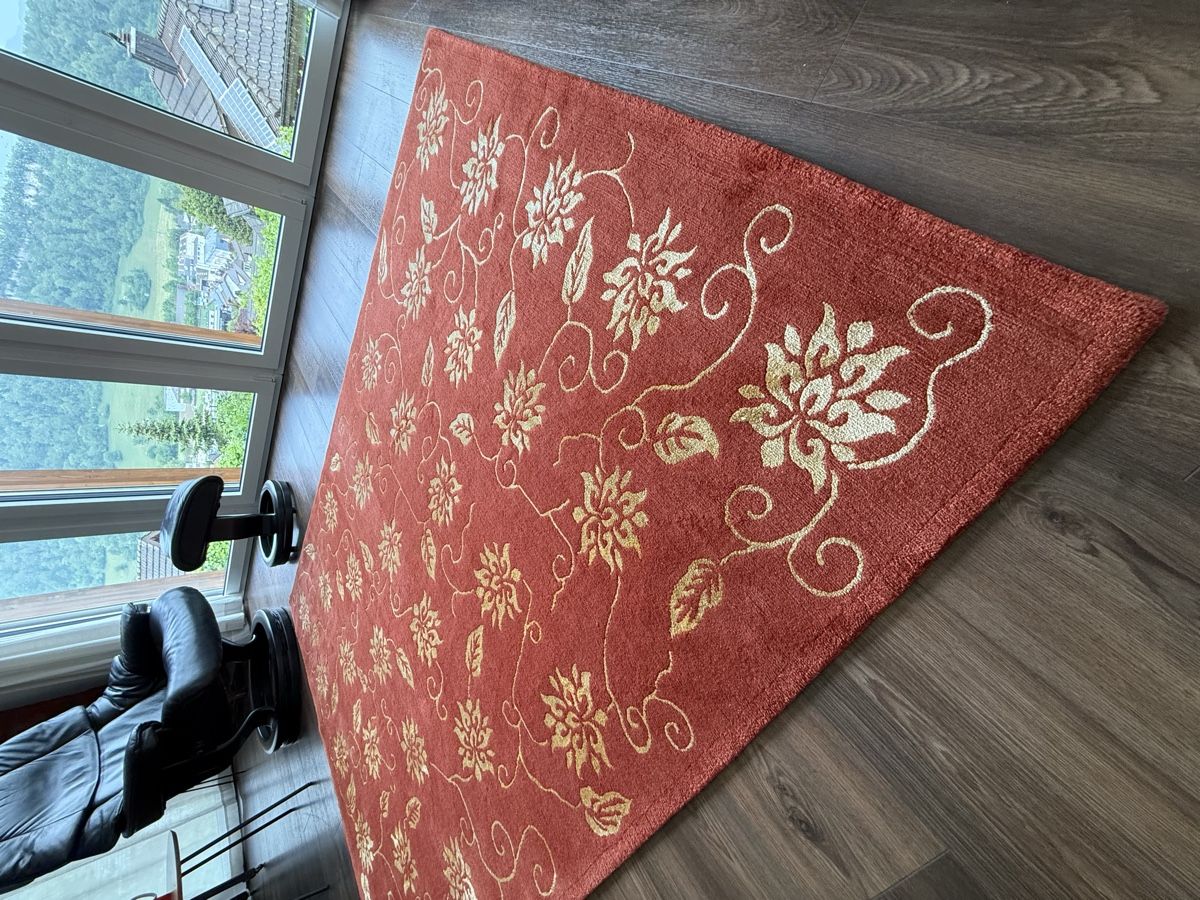 Tappeti: Handgeknüpfter Teppich mit floralem Muster – Usato da Aarburg venduto da Yula24 2