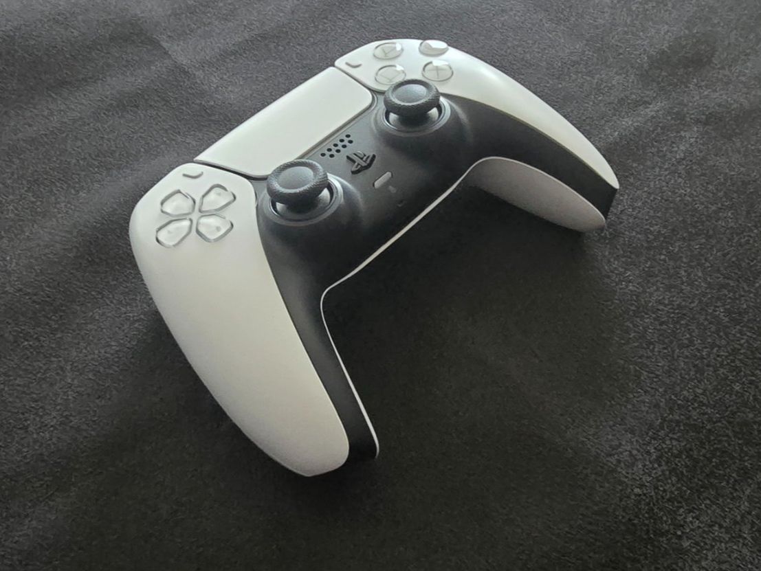 Sony Controller: PS5 Controller DualSense Weiss Top Zustand – Usato da Doppleschwand venduto da Bennox94 2