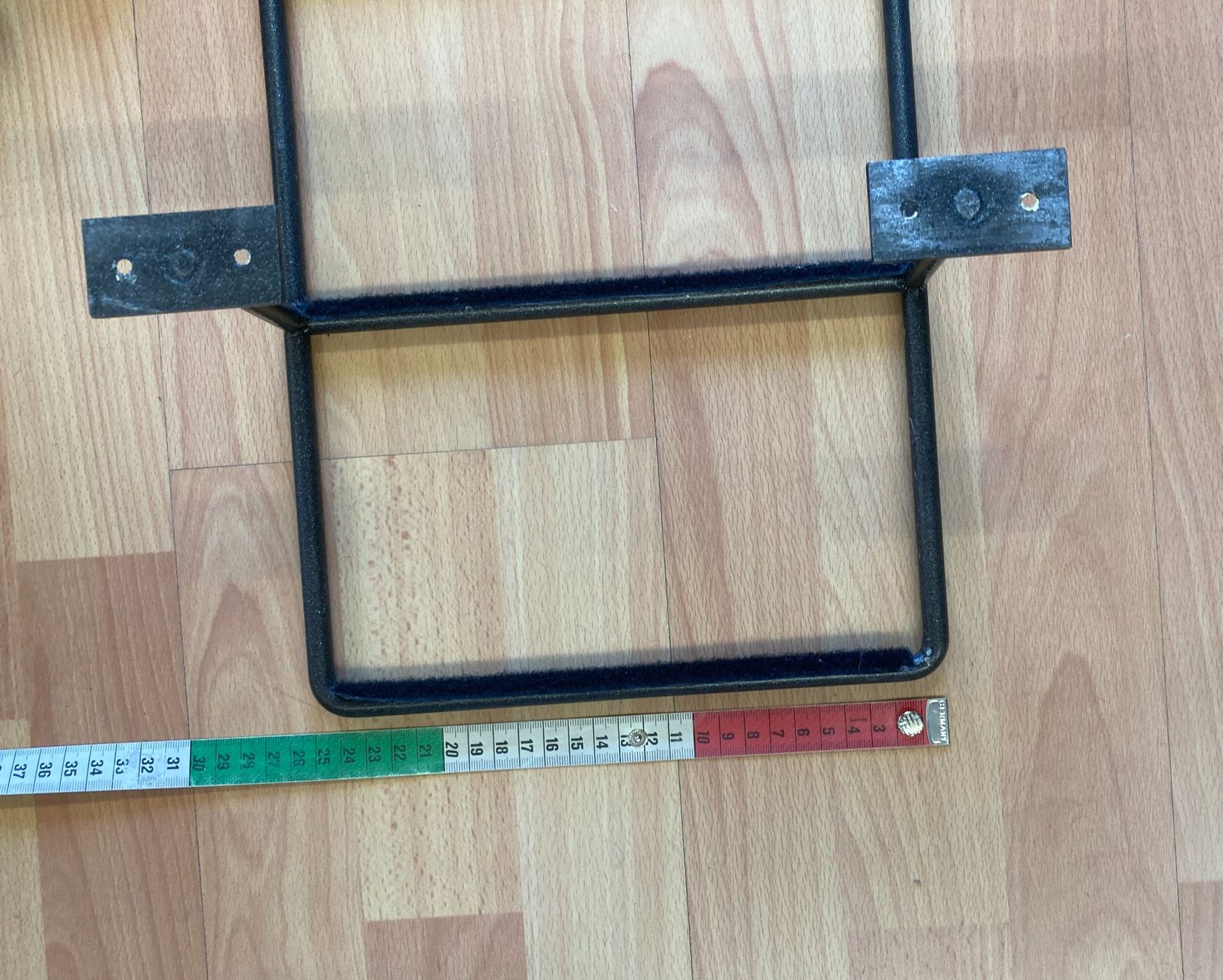 Scaffali: Foulard-Wandgestell massiv – Usato da Luzern venduto da flexibus77 4