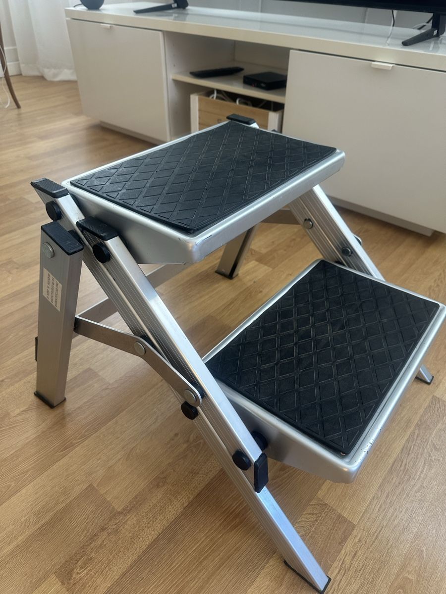 Scale: Klapptritt Camping Alu  – Usato da Laupen BE venduto da atina80 1