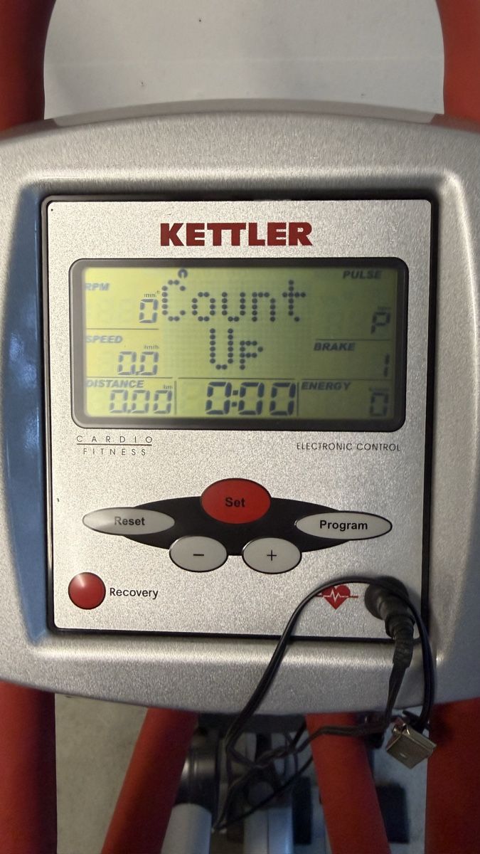 Kettler Vélos d'appartement: Crosstrainer Kettler Mondeo – D'occasion à Bettlach par DrinkDrPepper 1