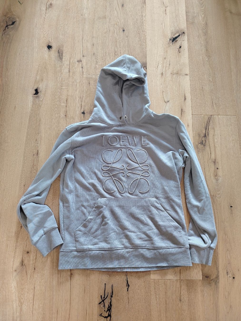 Loewe Pullover & Sweatshirts: Loewe Kapuzenpullover grau – Gebraucht aus Matzingen von sel_h9dl