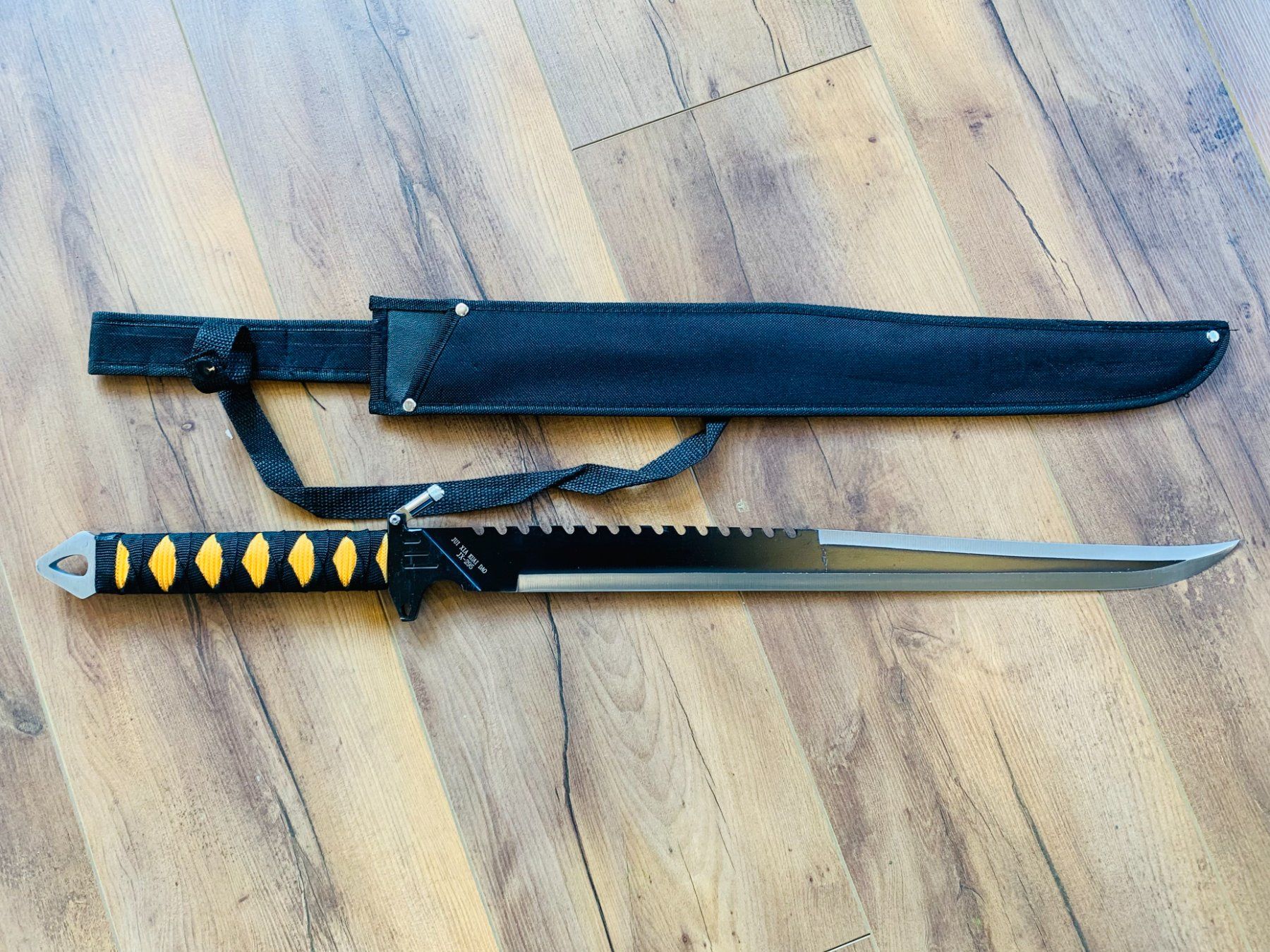 Zubehör: Régiment du Roi Tactical Messer 69cm mit LED NEU – Neu und originalverpackt aus Bergdietikon von shopAgent 4