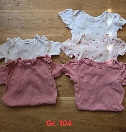 H&M kurzarm Bodys Gr. 104