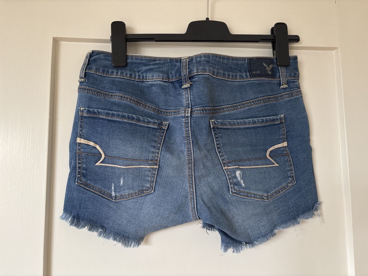 American Eagle Jeans: Jeans Shorts American Eagle Outfitters – Usato da Basel venduto da FannySt 1