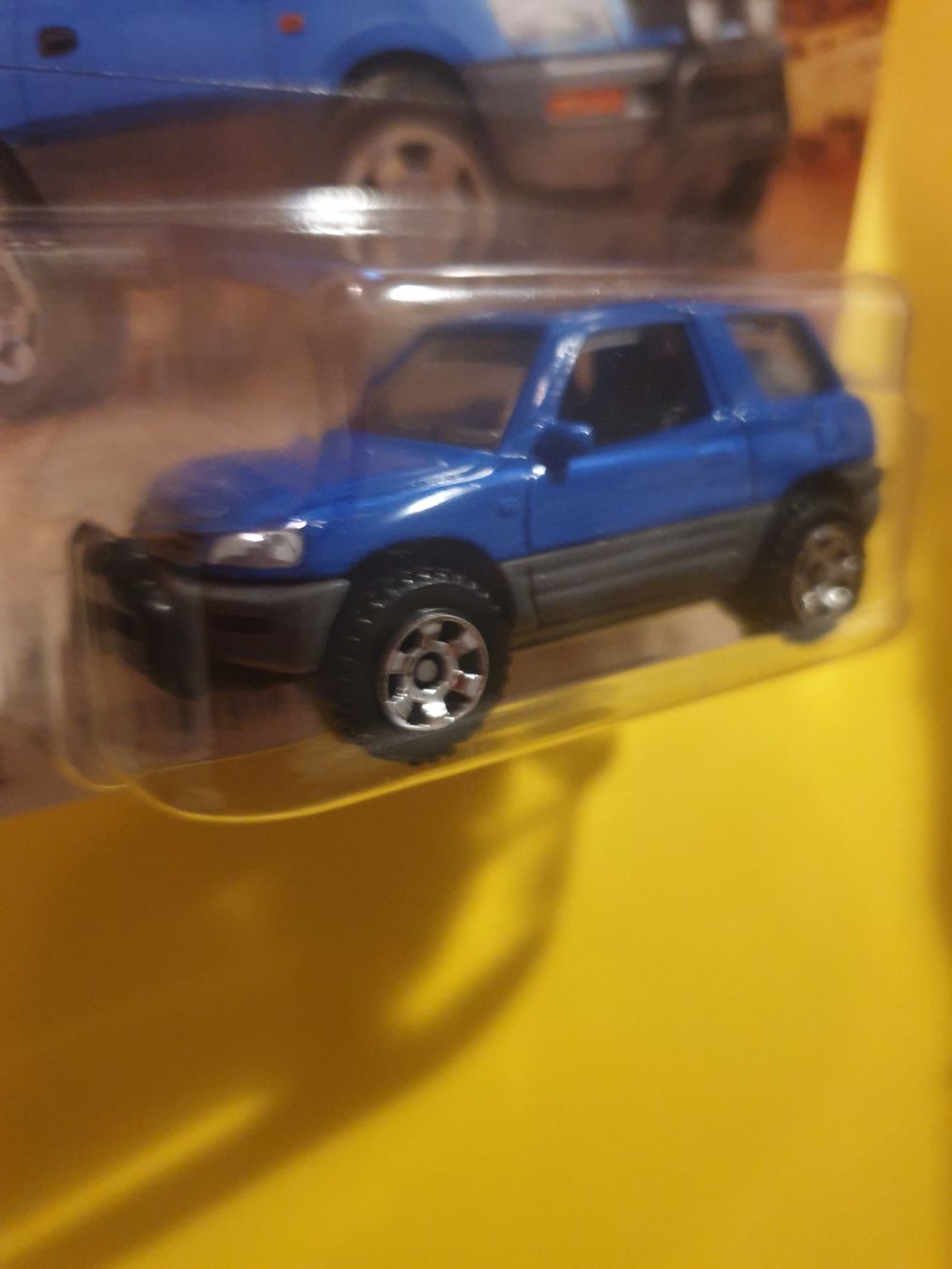 Matchbox Modellautos: Matchbox 1997 TOYOTA RAV4 OFF ROAD – Neu und originalverpackt aus Oftringen von Rotor 4