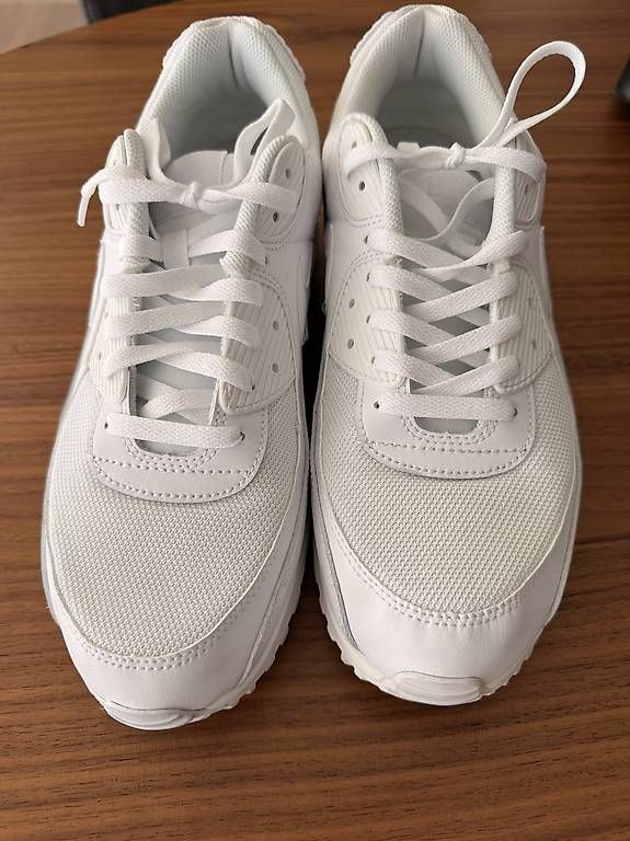 Nike Scarpe da uomo: Nike Air Sneaker, weiss, Grösse 47.5 – Usato da Erlenbach ZH venduto da Berlen 3