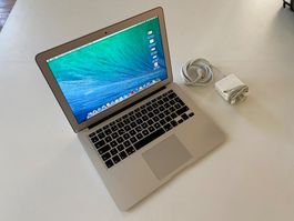 Apple MacBook Air 13" A1466, i5 1.4 GHz, 4 GB, 256 GB