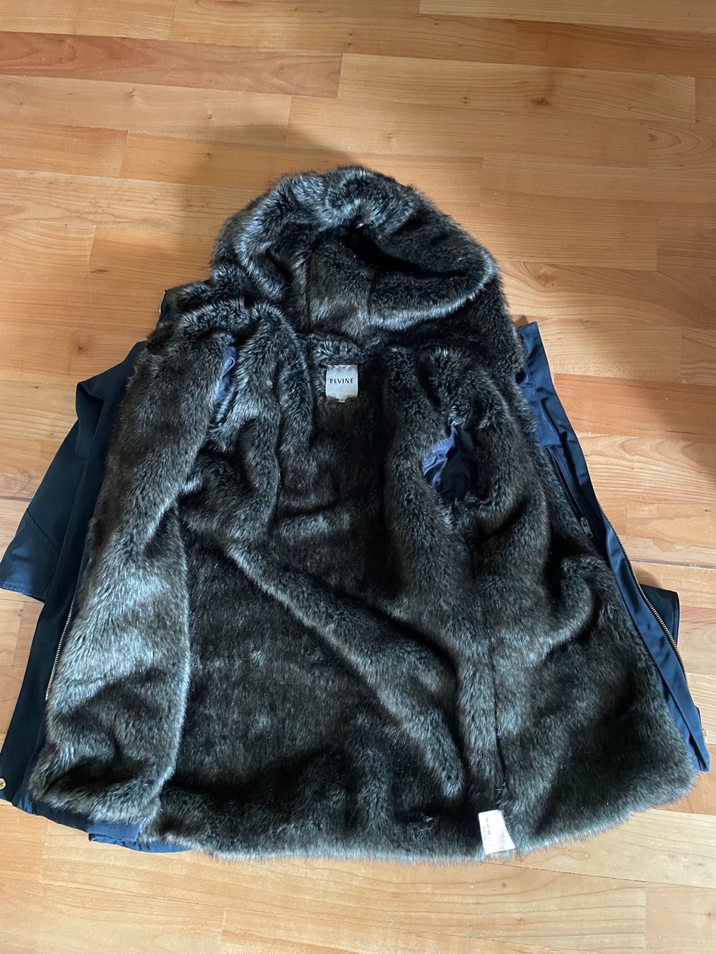 Jacken: Warme Elvine Winterjacke NP 400.- – Gebraucht aus Attiswil von Cheech3072 1