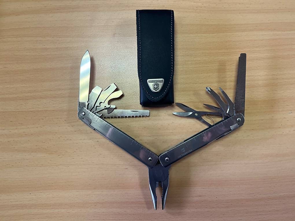 Coltelli tascabile: Viktorinox Multitool – Usato da Vaz/ Obervaz venduto da lain67